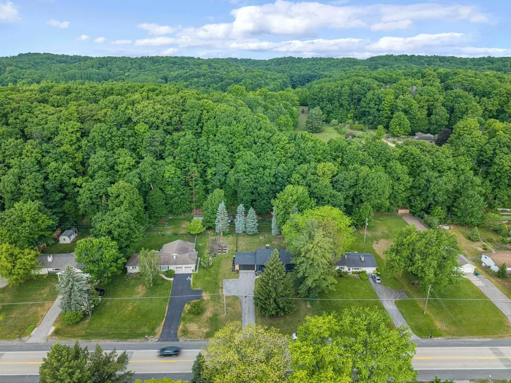 7284 S West Bayshore Drive Bingham Township MI 49684