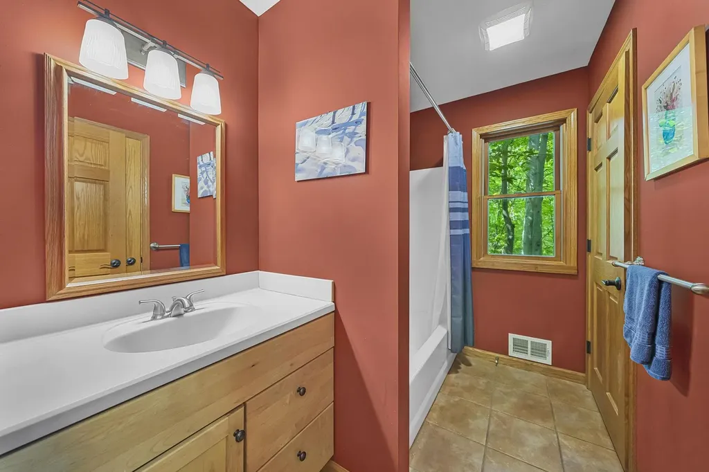 12271 N Island View Drive Leelanau Township MI 49670