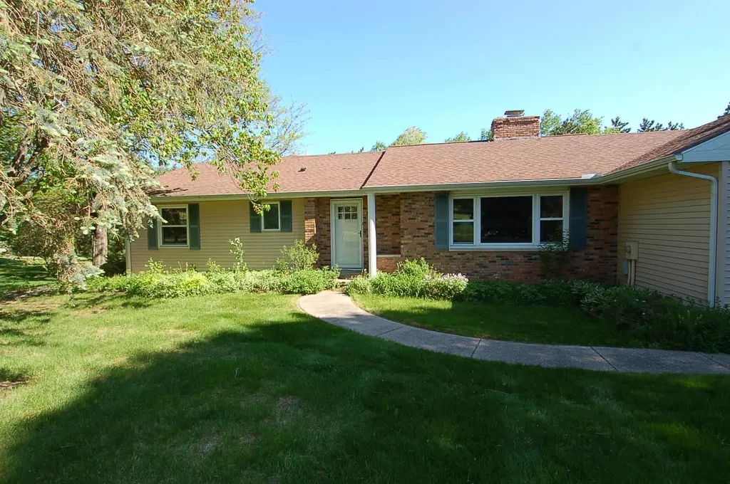134 Doral Drive Clam Lake Township MI 48640