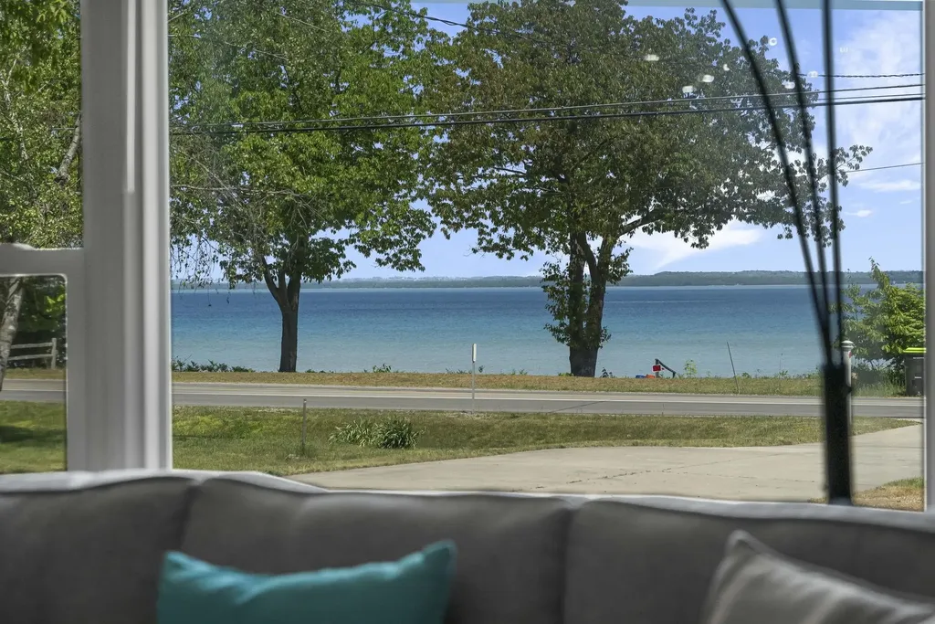7344 S West Bayshore Drive Bingham Township MI 49684