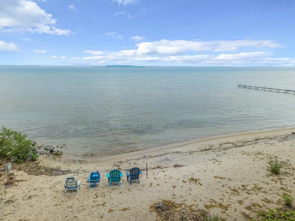 7344 S West Bayshore Drive Bingham Township MI 49684