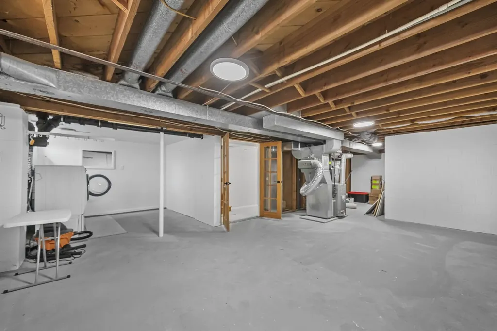 7344 S West Bayshore Drive Bingham Township MI 49684