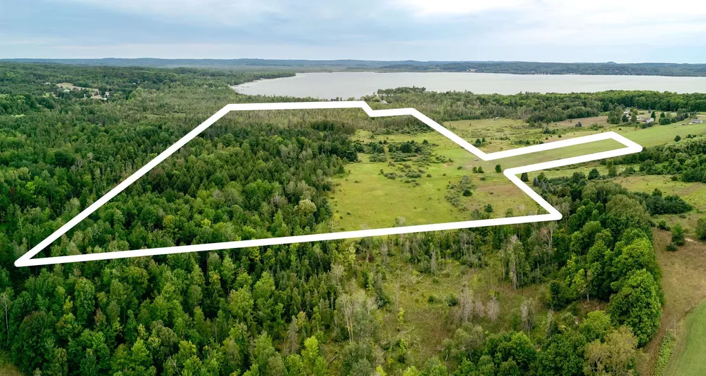 00 E Birch Point Road Elmwood Charter Township MI 49684