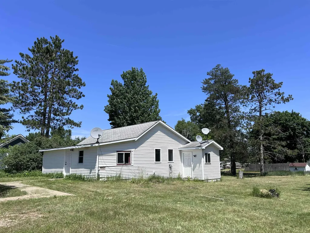 447 S Baldwin Street Lake Township MI 49651