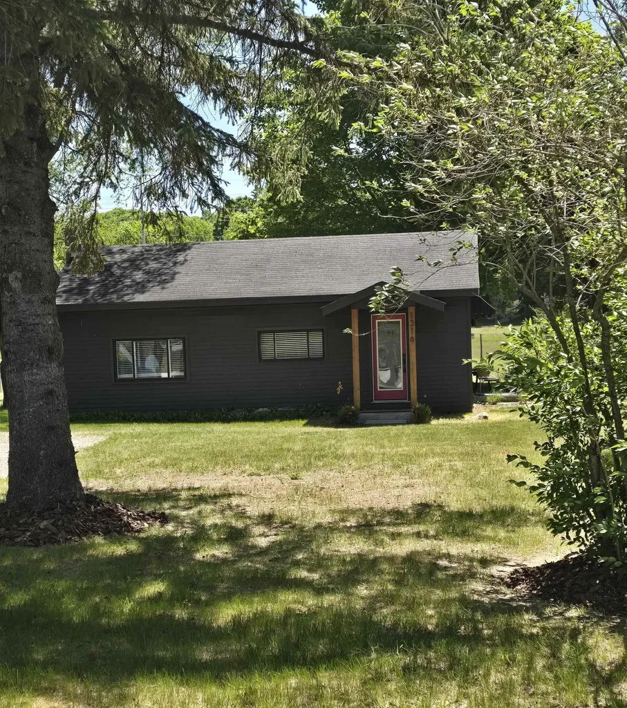1314/1316 M-75 Boyne City City MI 49712