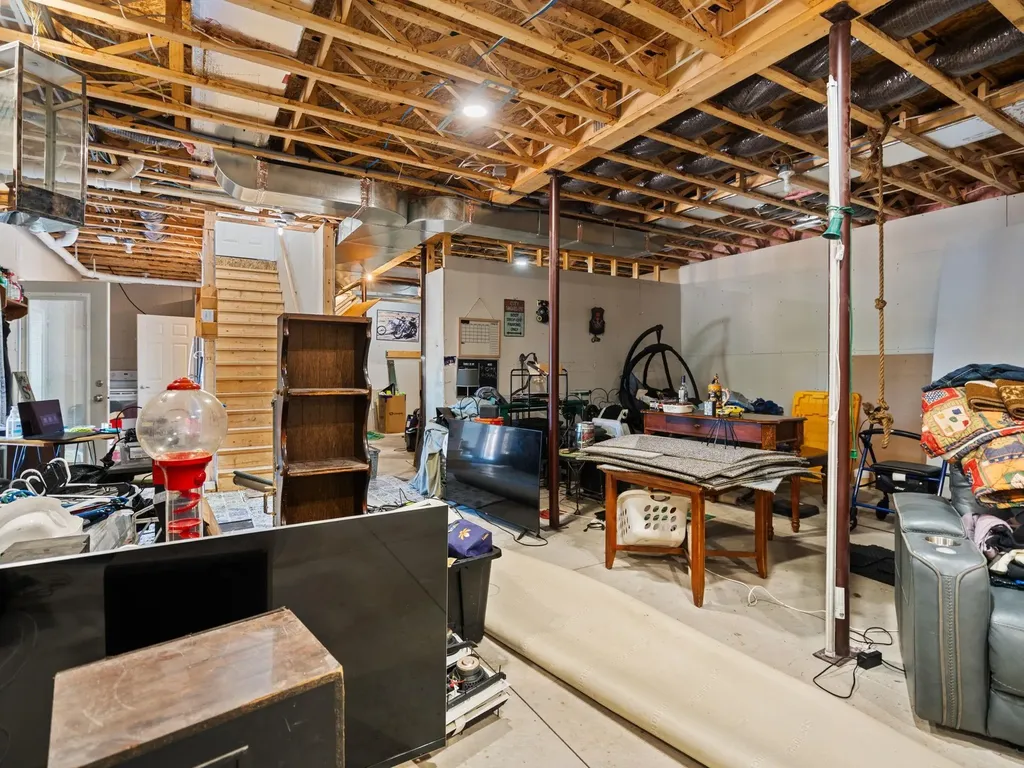 584 Gitchegumee Drive Hanover Township MI 49620