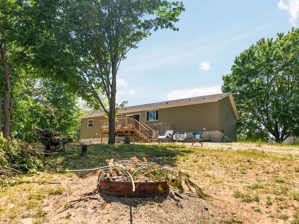 584 Gitchegumee Drive Hanover Township MI 49620