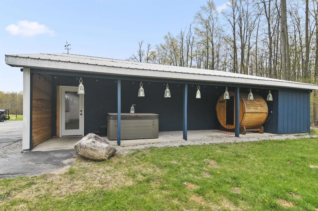 8055 Farrier Road Rust Township MI 49746