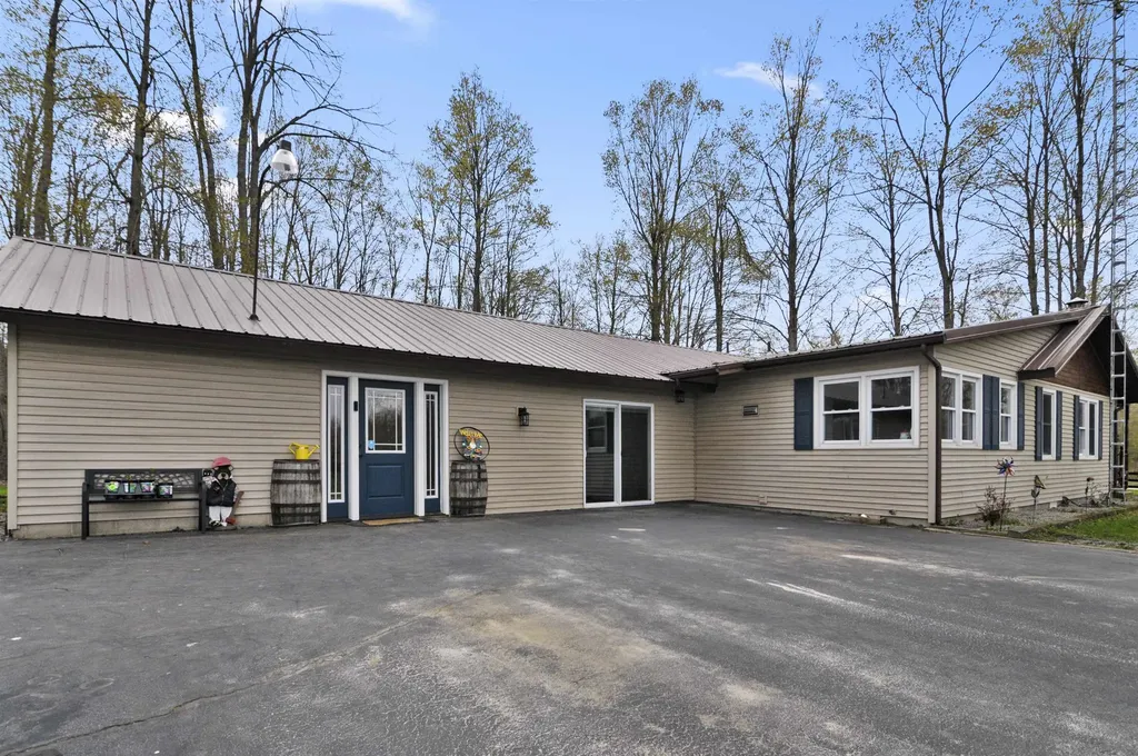 8055 Farrier Road Rust Township MI 49746