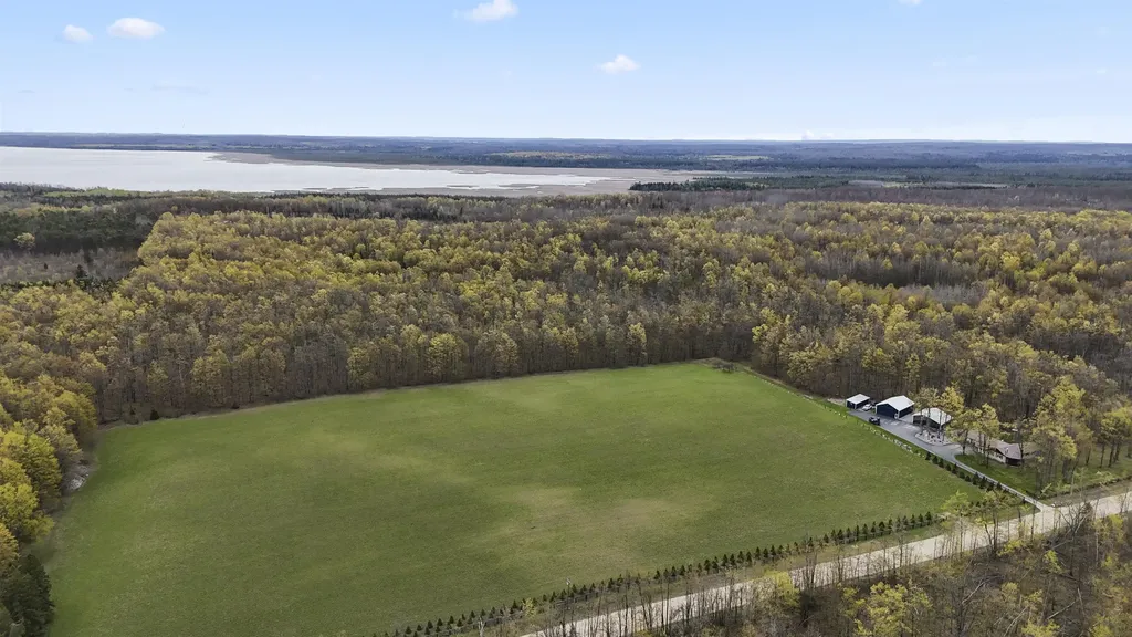 8055 Farrier Road Rust Township MI 49746