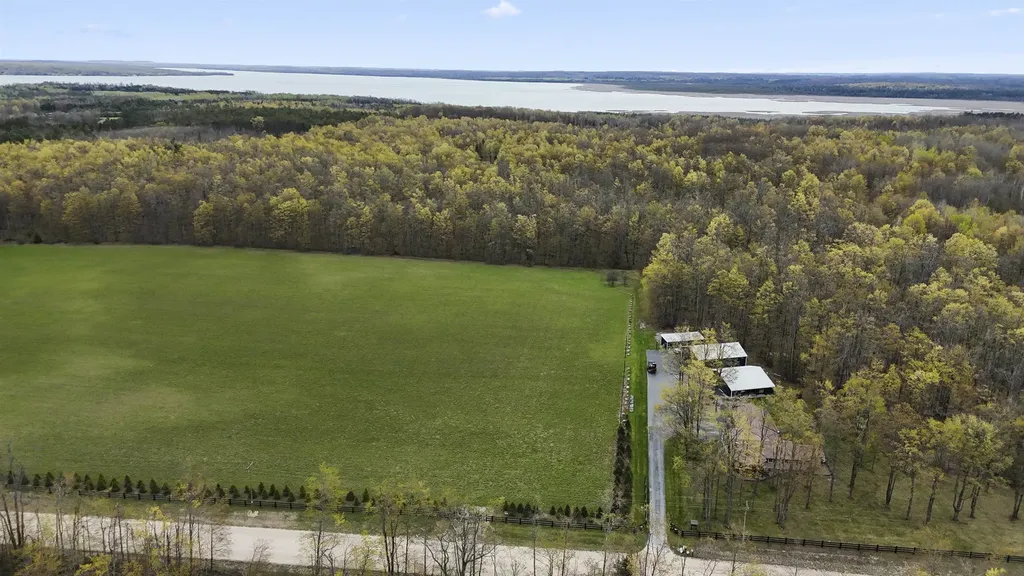 8055 Farrier Road Rust Township MI 49746