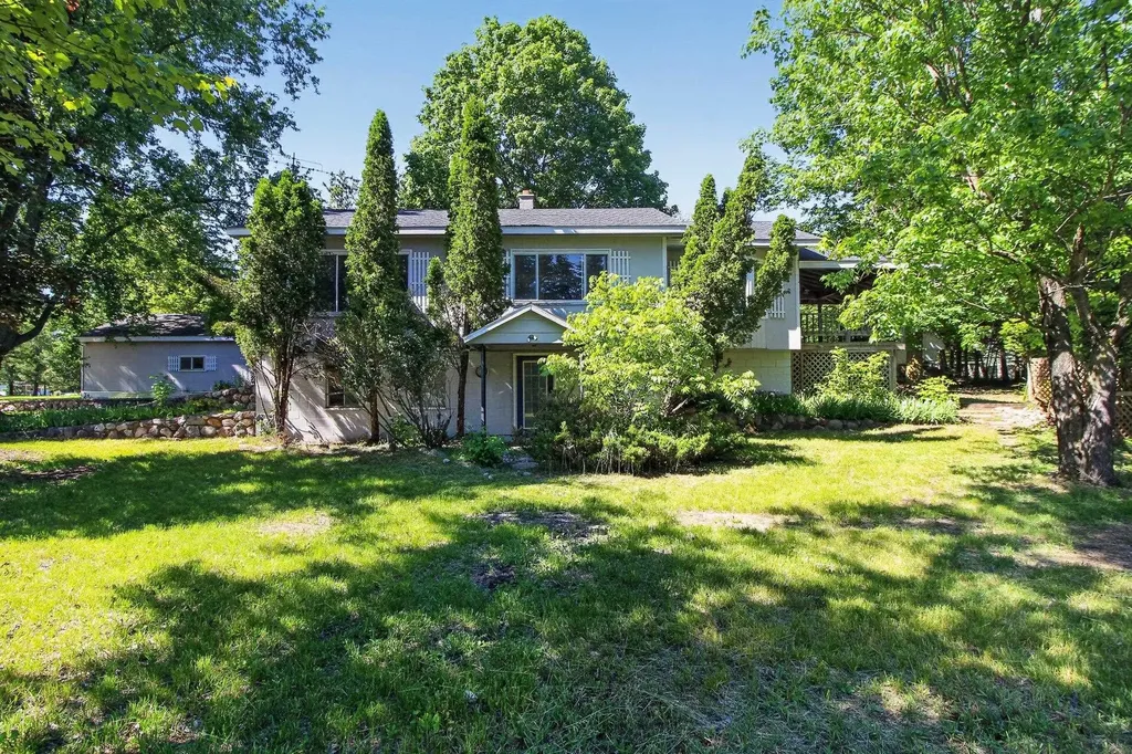 215 Maple Hersey Township MI 49639