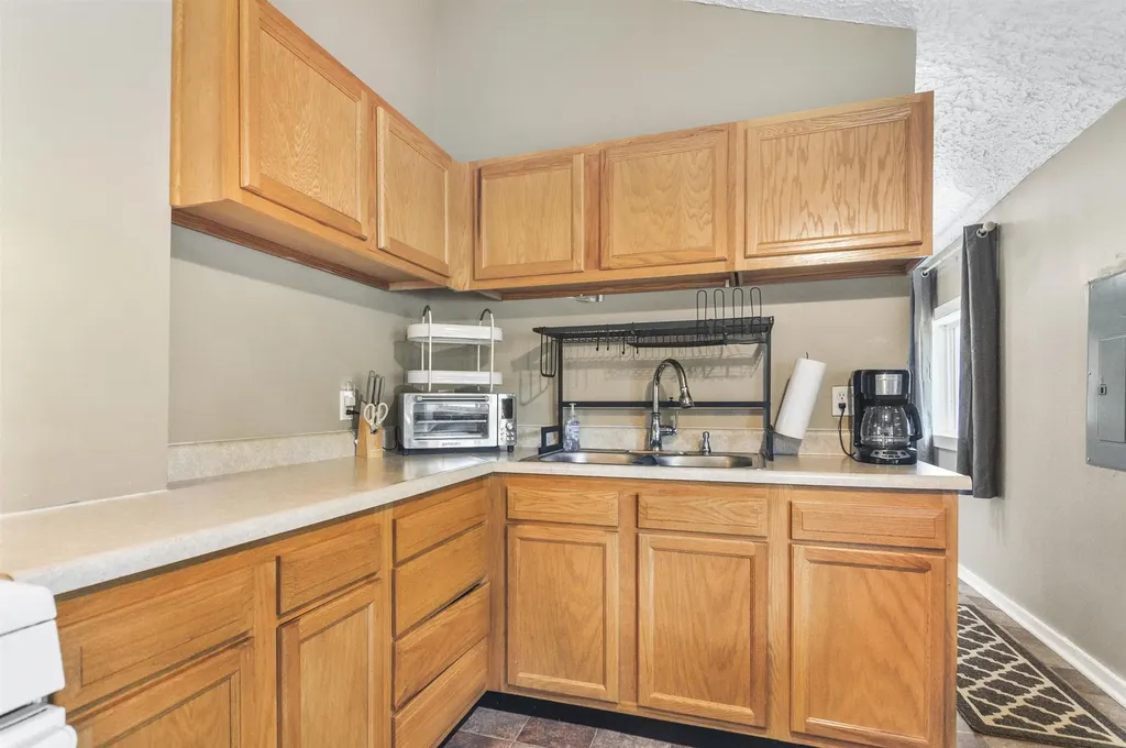 705 Sunnyside Drive Cadillac City MI 49601