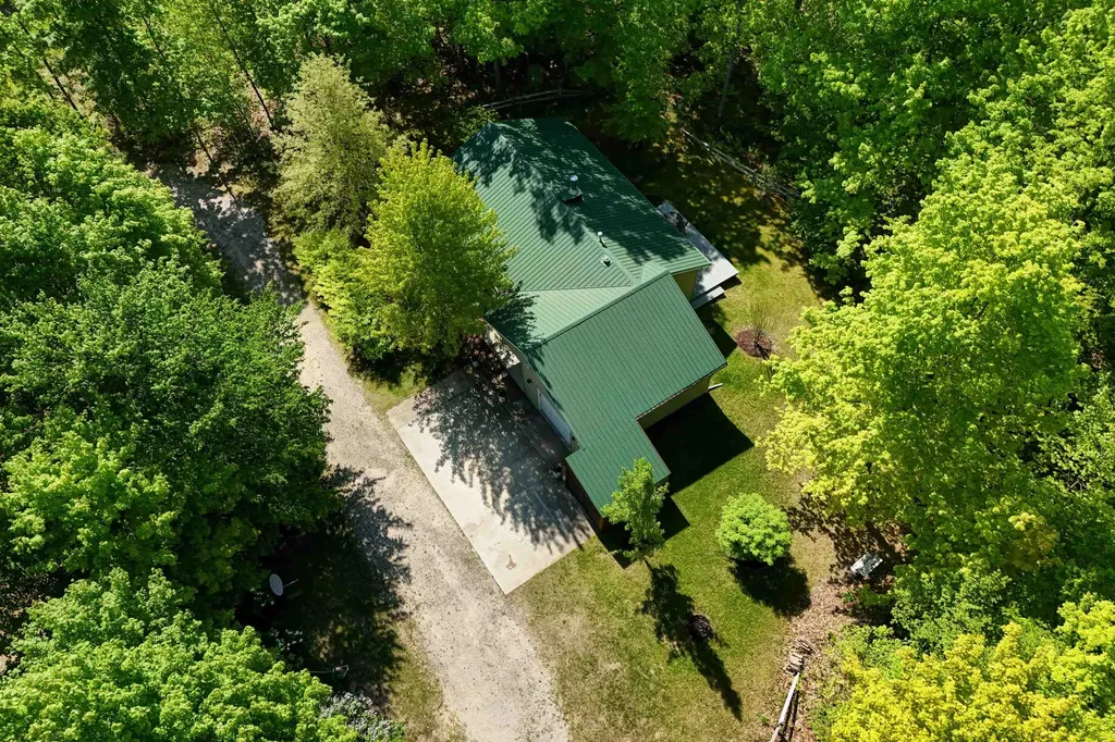 8134 NW Ruttan Road Clearwater Township MI 49612