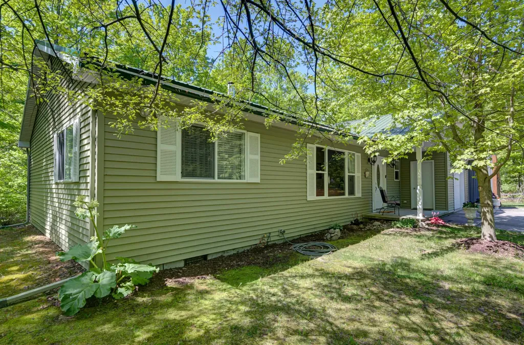 8134 NW Ruttan Road Clearwater Township MI 49612