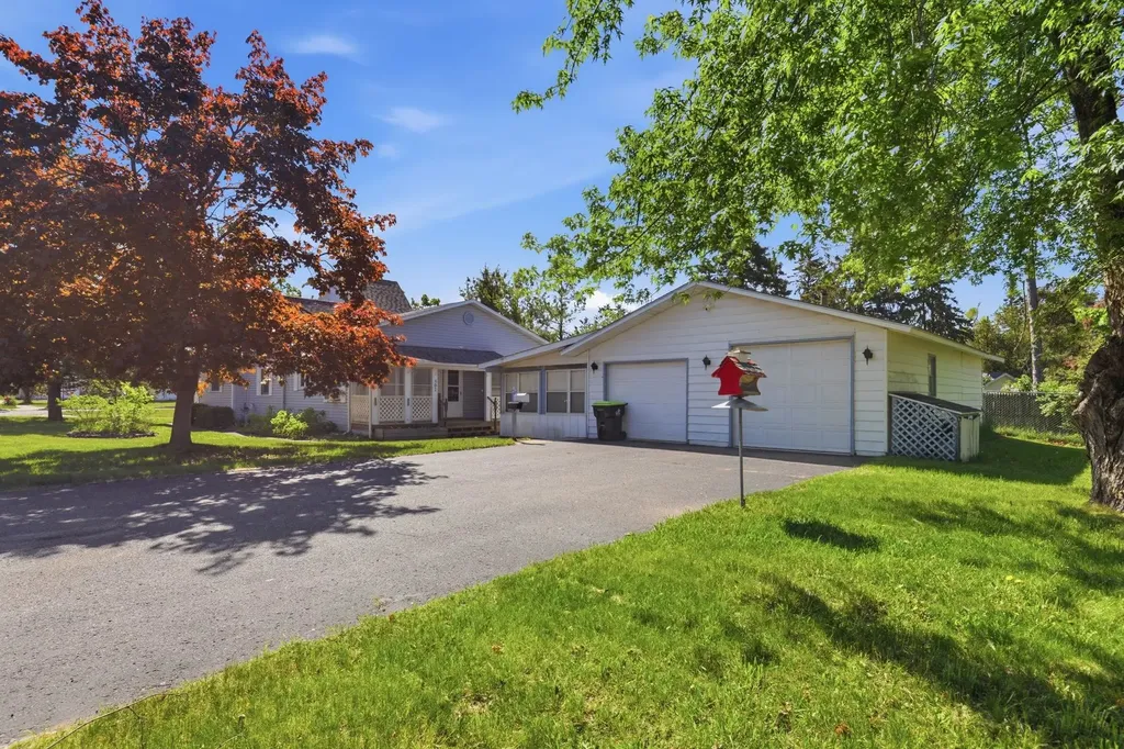502 S Court Avenue Gaylord City MI 49735