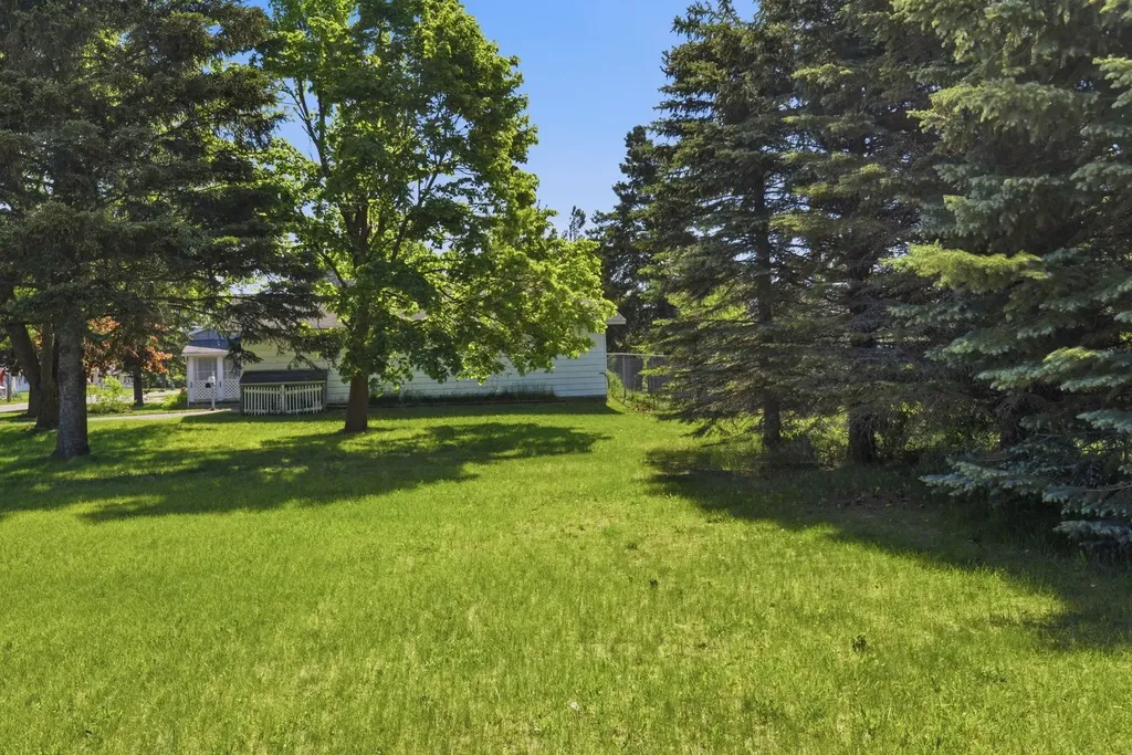 502 S Court Avenue Gaylord City MI 49735