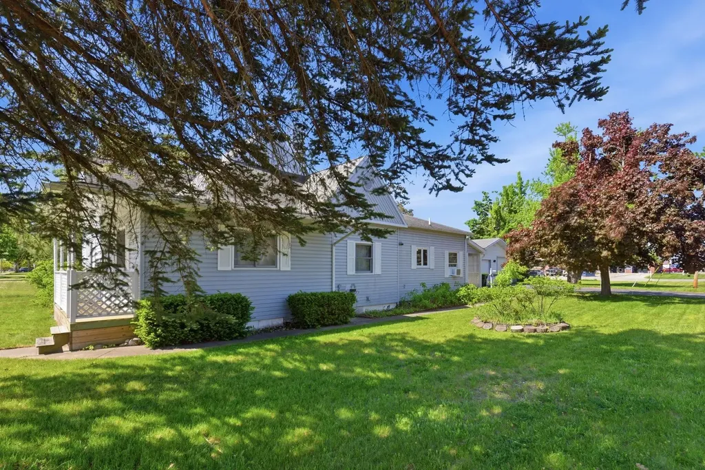 502 S Court Avenue Gaylord City MI 49735