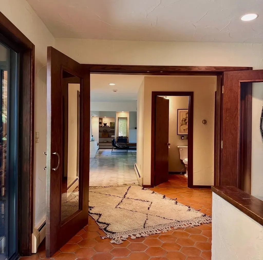 1425 Bay View Heights Bear Creek Township MI 49770