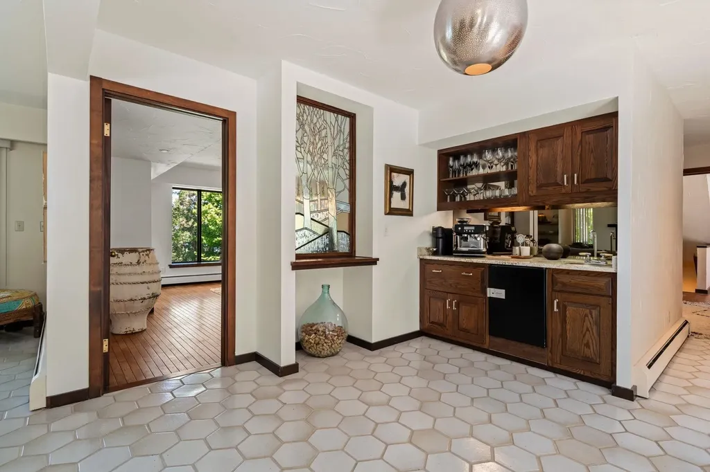 1425 Bay View Heights Bear Creek Township MI 49770