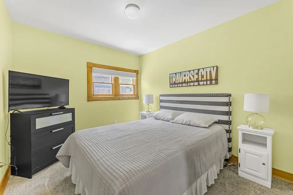 601 W Front Traverse City City MI 49684