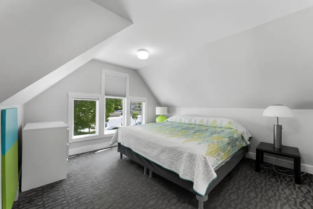 601 W Front Traverse City City MI 49684