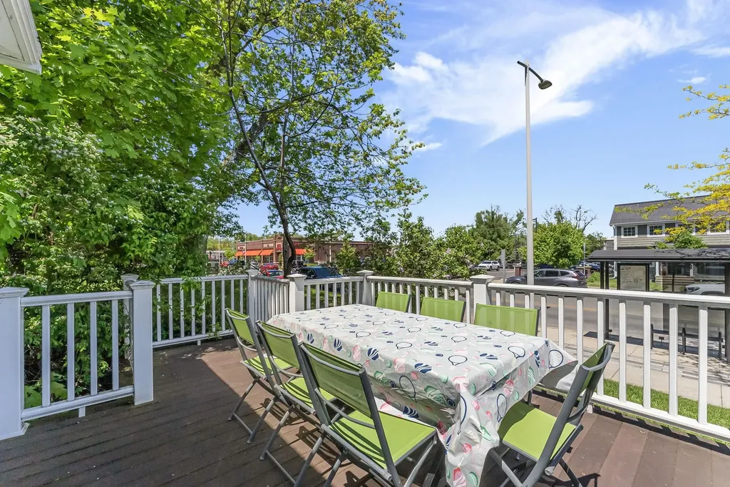 601 W Front Traverse City City MI 49684
