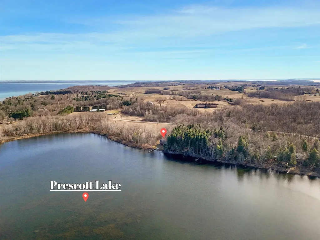 3900 Swaney Road Peninsula Township MI 49686