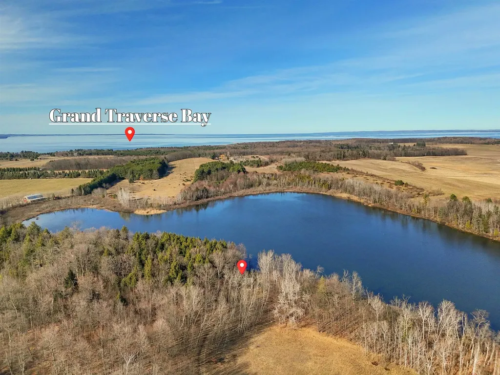 3900 Swaney Road Peninsula Township MI 49686