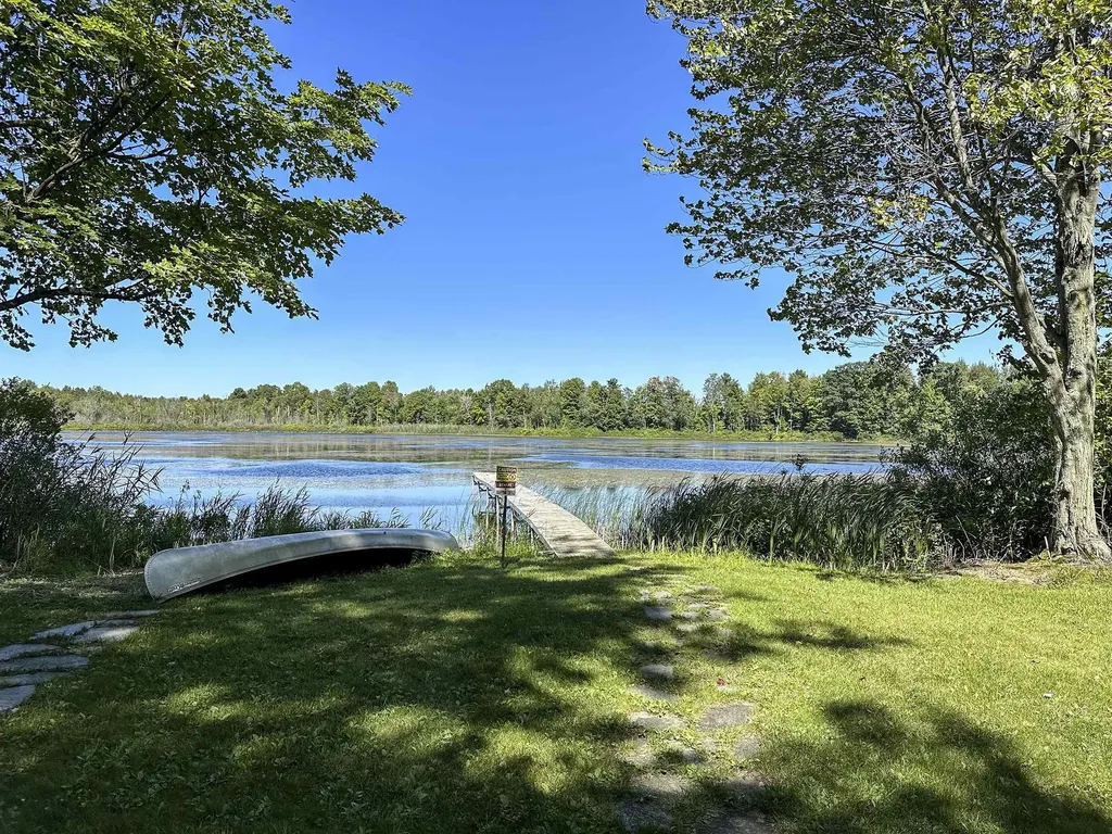 3900 Swaney Road Peninsula Township MI 49686