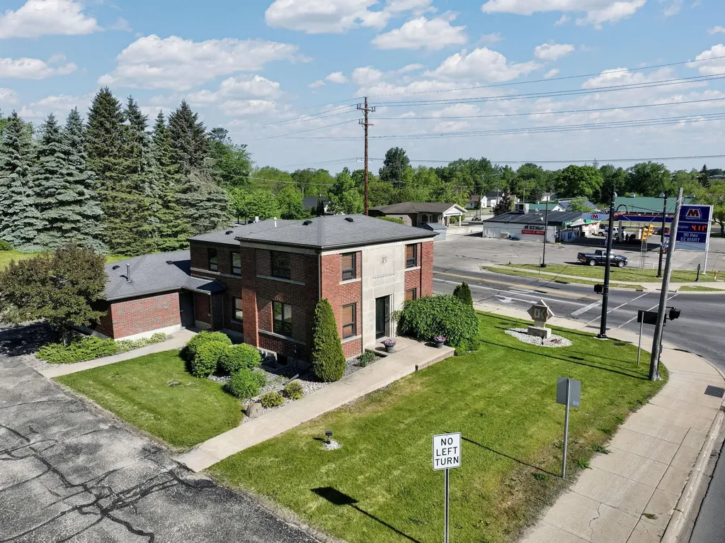1104 S Mitchell Street Cadillac City MI 49601