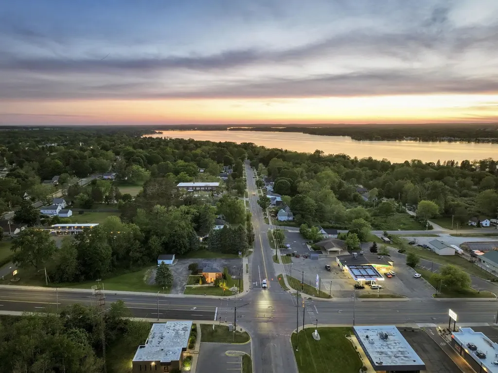 1104 S Mitchell Street Cadillac City MI 49601