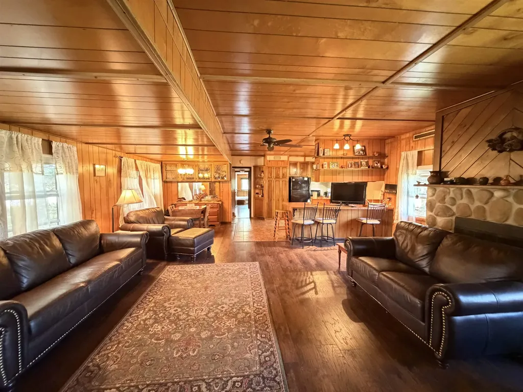 13158 Cinder Homestead Township MI 49617
