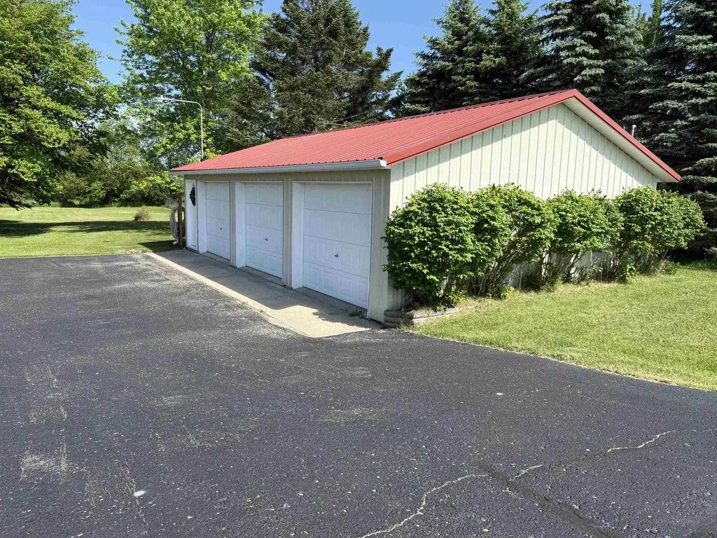 2181 S Mcgee Road Reeder Township MI 49651