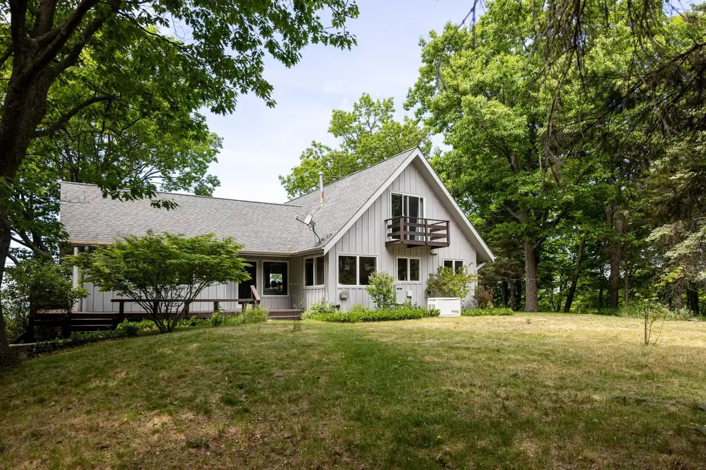 3961 W Cheney Woods Trail Glen Arbor Township MI 49664