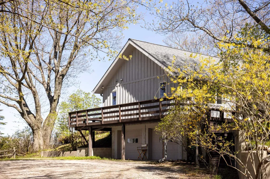 3961 W Cheney Woods Trail Glen Arbor Township MI 49664