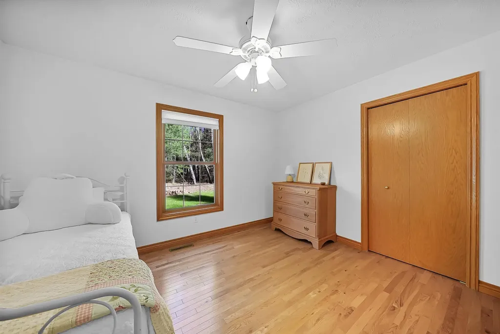 269 Thousand Oaks Drive East Bay Township MI 49696