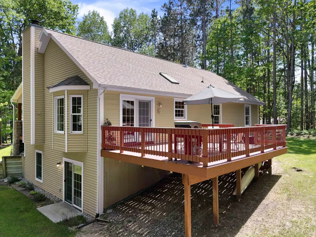 269 Thousand Oaks Drive East Bay Township MI 49696