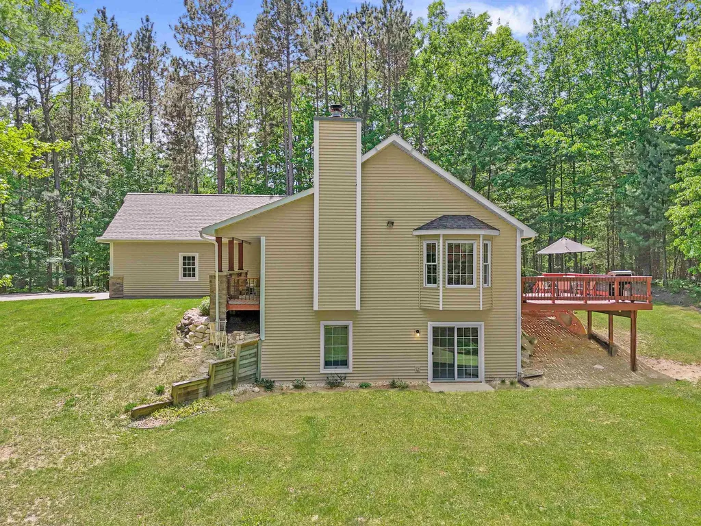 269 Thousand Oaks Drive East Bay Township MI 49696