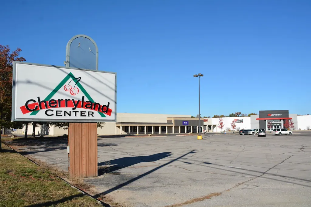 1212 W South Airport Road Garfield Charter Township MI 49686