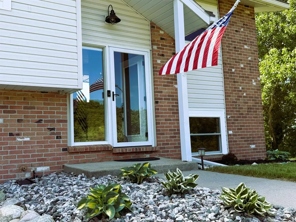 7128 S Whispering Hills Drive Bingham Township MI 49684