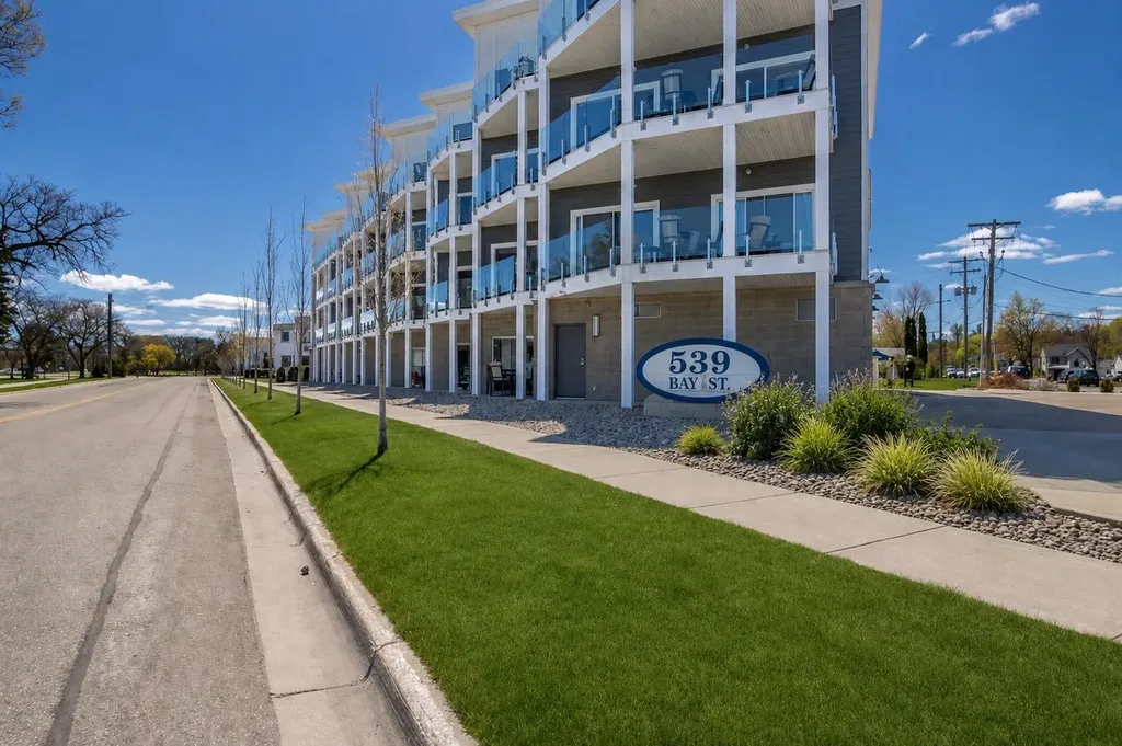 539 Bay Street Traverse City City MI 49684