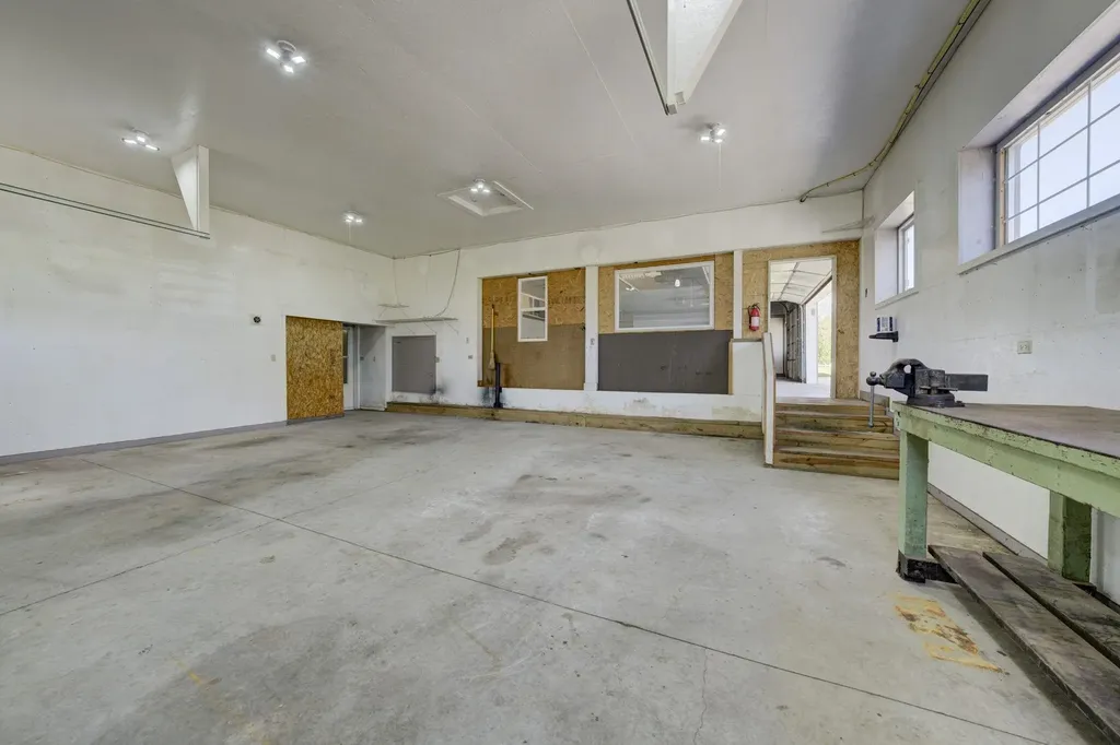 2072 E Potter Road East Bay Township MI 49696