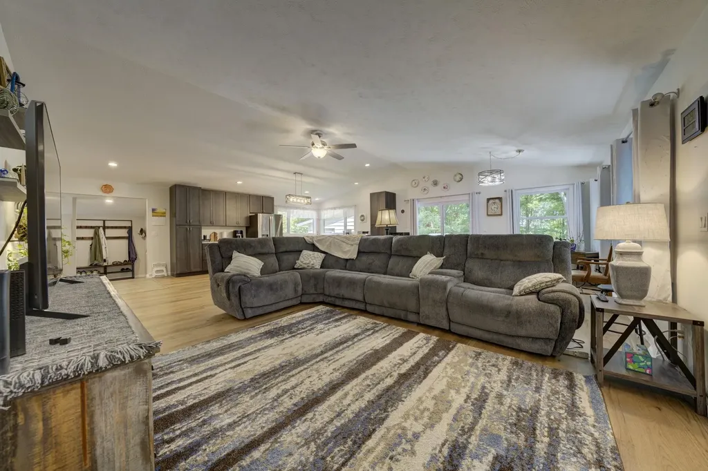 12166 E Old Orchard Trail Suttons Bay Township MI 49682