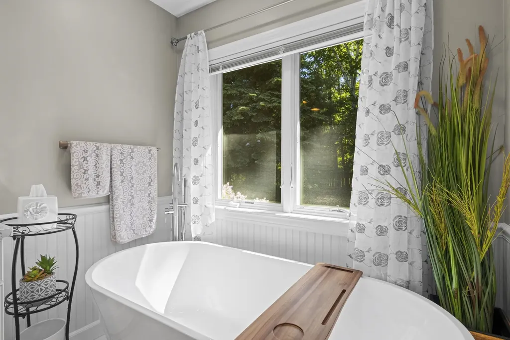 3640 Kennedy Place Acme Township MI 49690