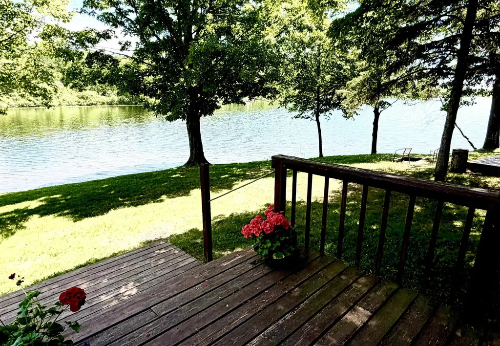8614 Pete's Landing Banks Township MI 49729