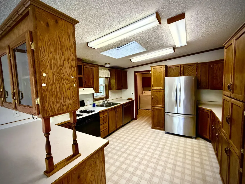 8614 Pete's Landing Banks Township MI 49729