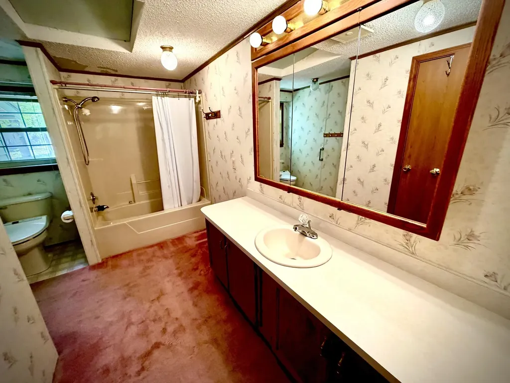 8614 Pete's Landing Banks Township MI 49729