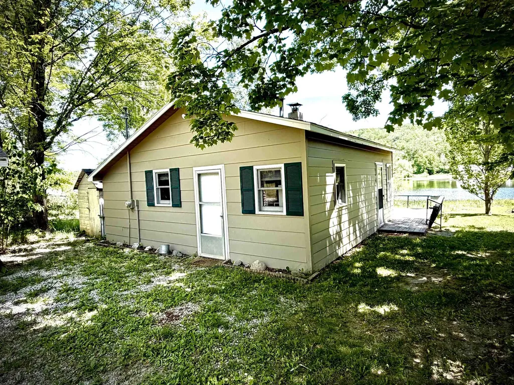 8614 Pete's Landing Banks Township MI 49729