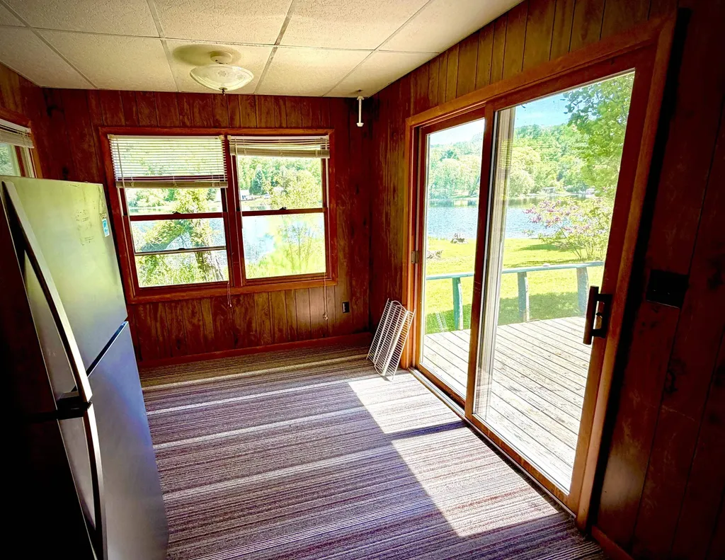 8614 Pete's Landing Banks Township MI 49729